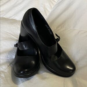 Dansko | Tara | Mary Jane | Leather | Black | Heels | Comfortable | Size 36